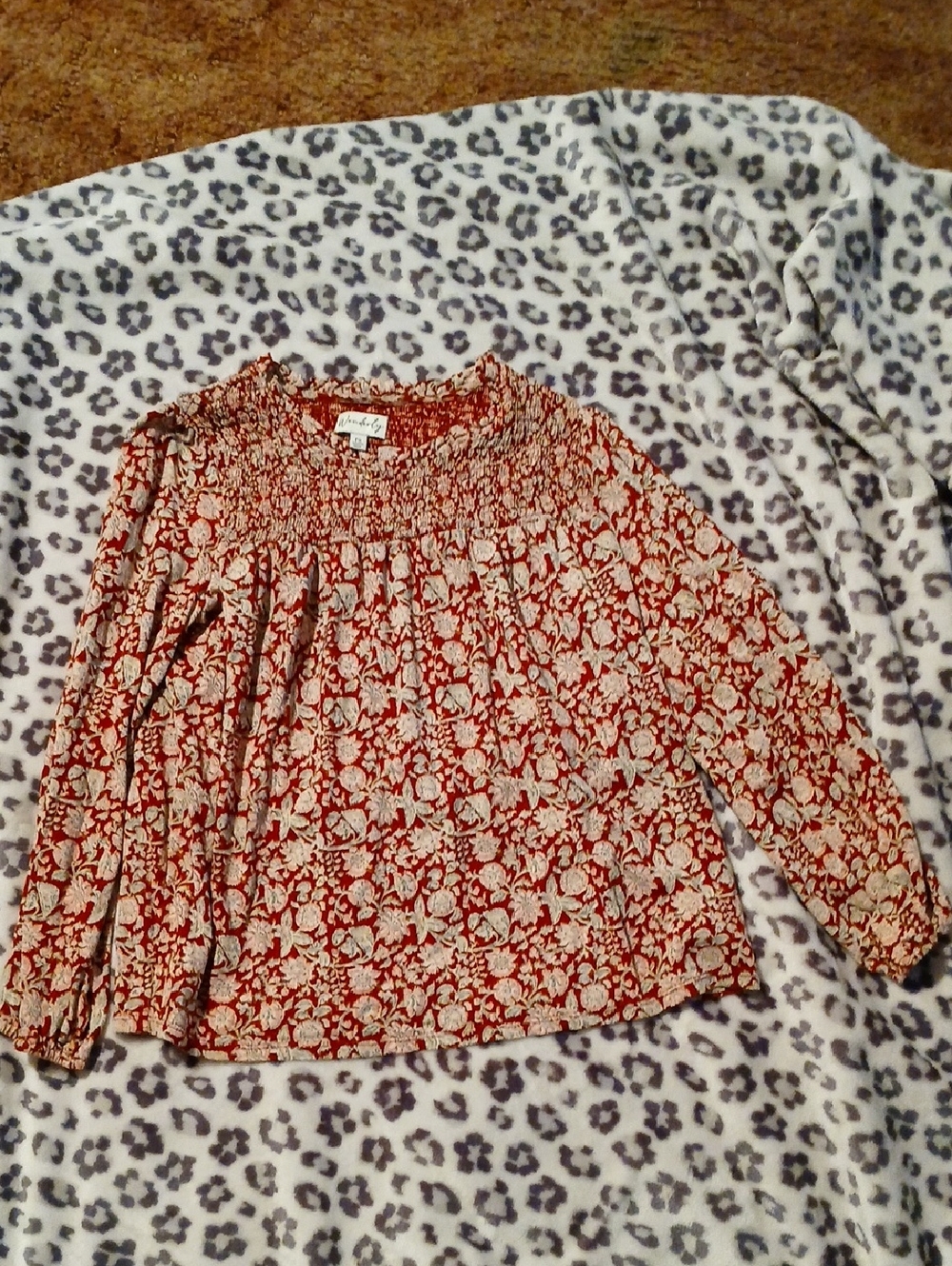 Wonderly Rust and Cream Floral Smocked Top